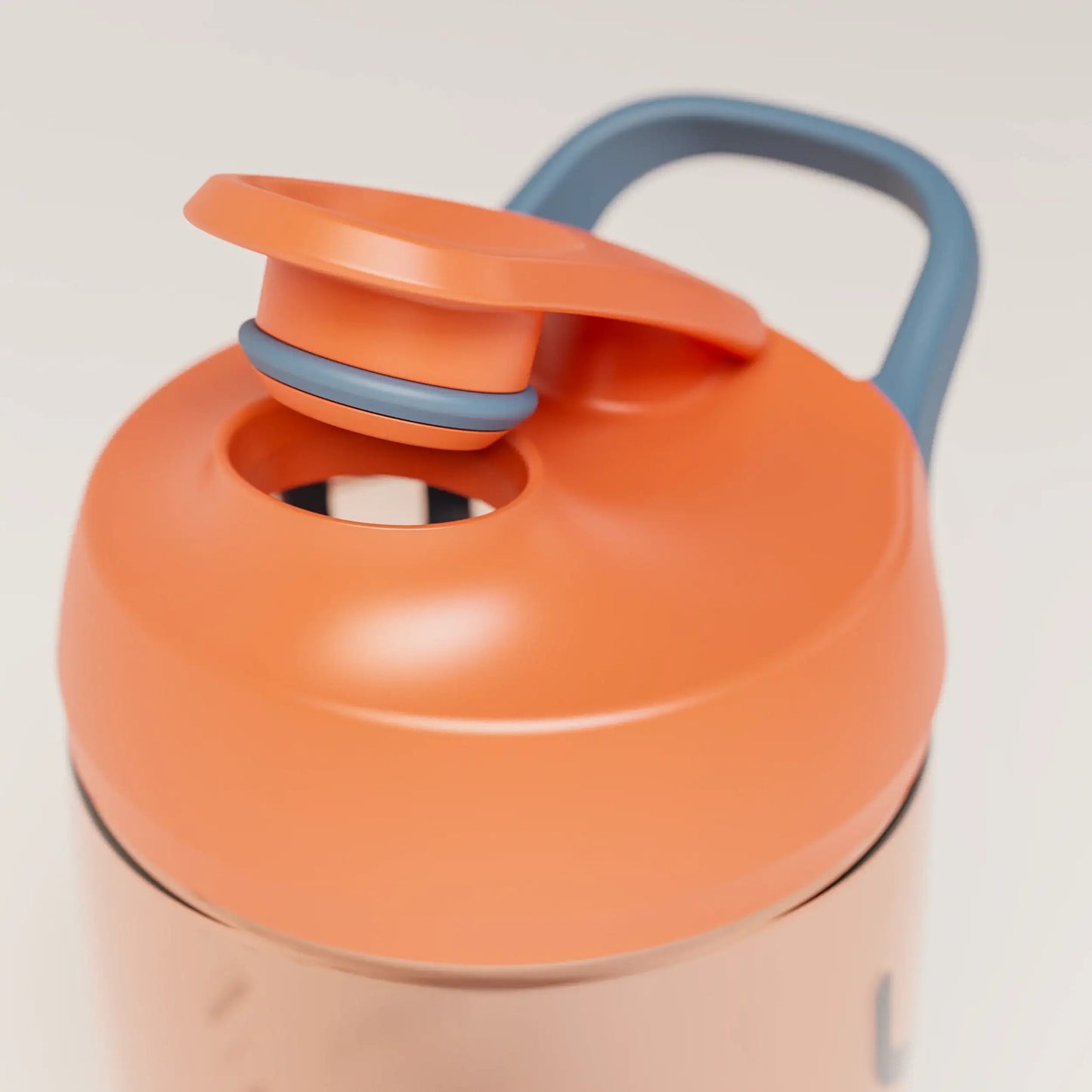 ecozen-performance-shaker-bottle-u3 SHKR_24700_P-S1.1_burntOrange_midnightBlue_2_4_highInsert_edit_5fd2c49f-de30-40e7-8d93-300097a4ce37.png