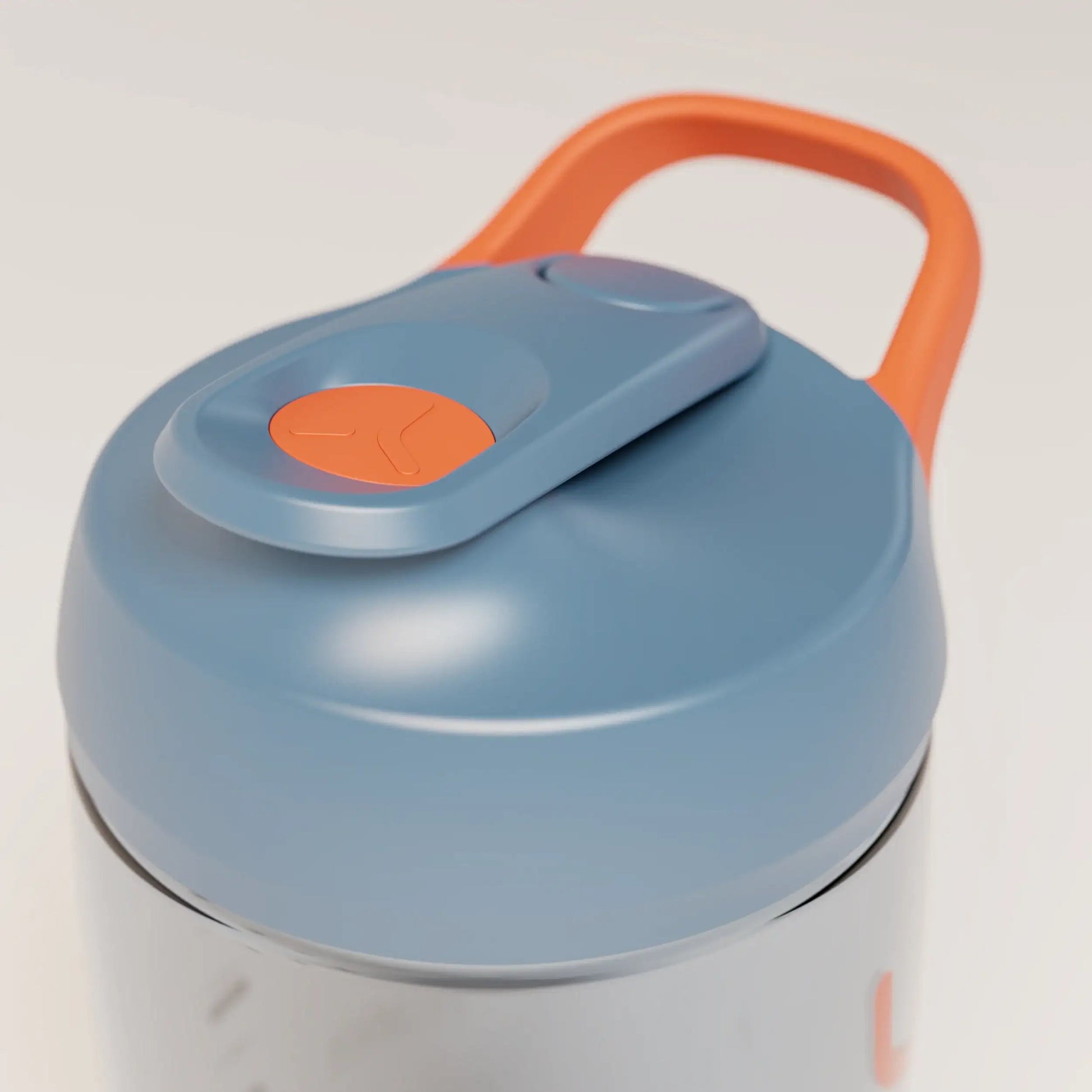 ecozen-performance-shaker-bottle-u3 SHKR_24700_P-S1.1_midnightBlue_burntOrange_1_5_highInsert_edit.png