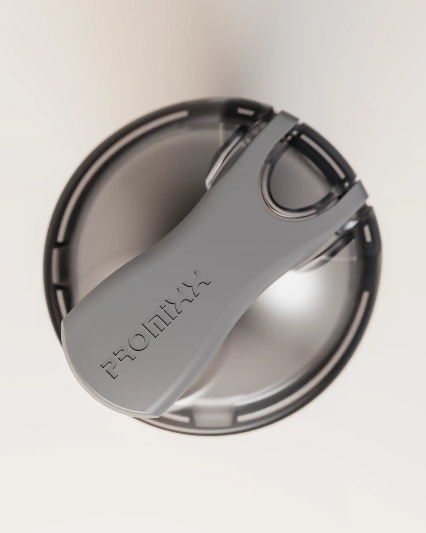 stainless-steel-electric-shaker-bottle-z9 VM_LiPo_3.5-700_v1_stainlessSteel_4x5_noNUTRIPOD_1_6_topDown_DOF_EDIT.png