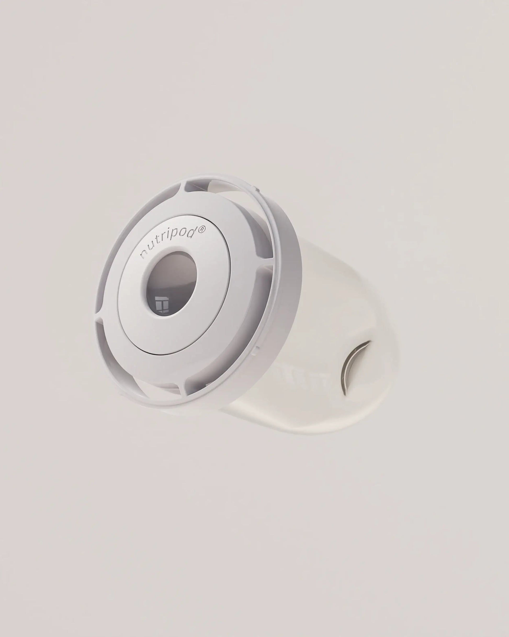 electric-shaker-bottle-t4 VM_LiPo_3.7-700_v1_coolGray_4x5_4_2_nutripod_EDIT.png