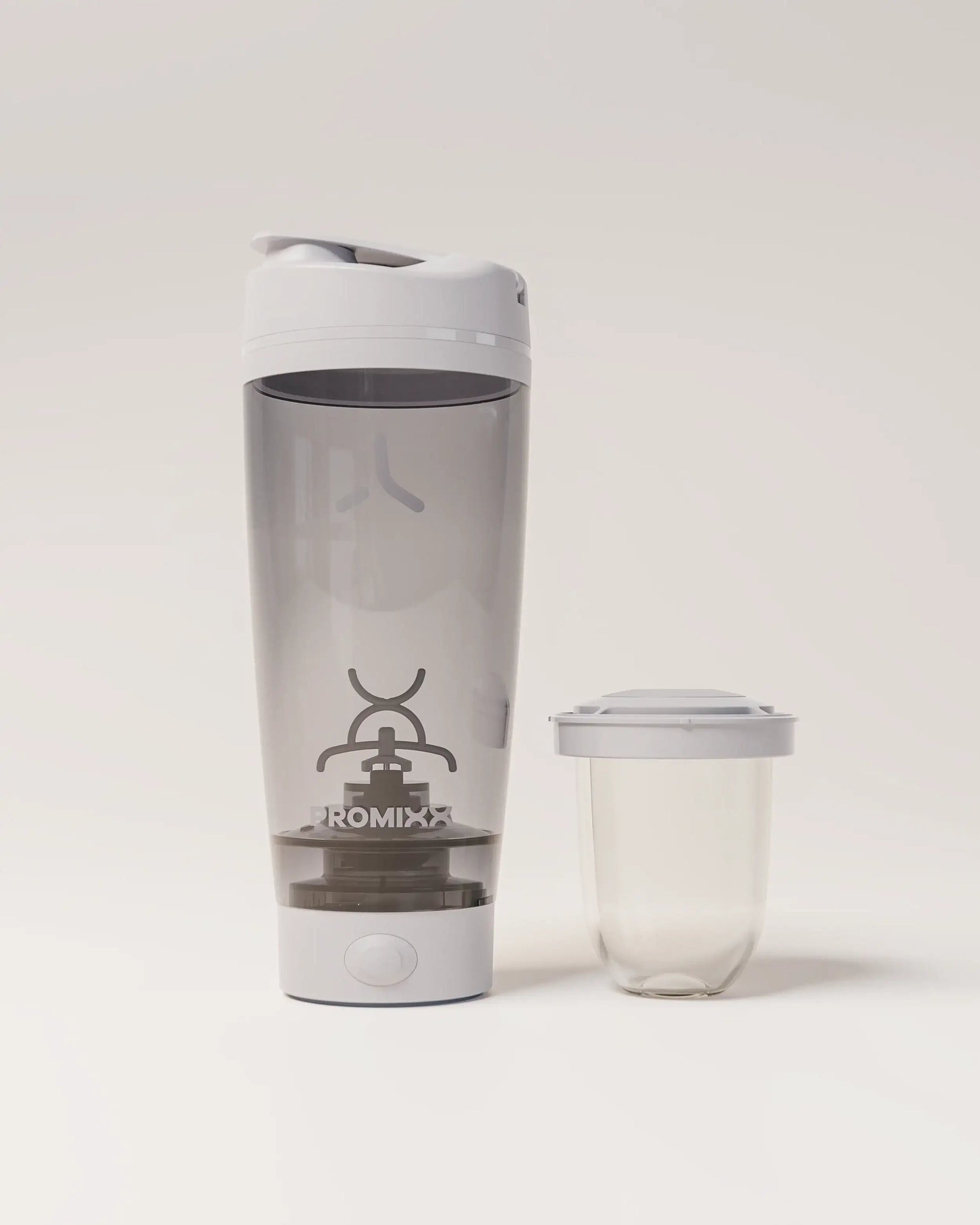 electric-shaker-bottle-t4 VM_LiPo_3.7-700_v1_coolGray_4x5_7_1_heroNutripod_EDIT.png